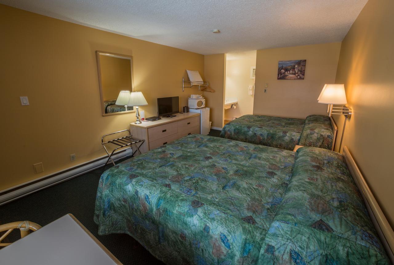 Westwood Motel 100 Mile House 외부 사진