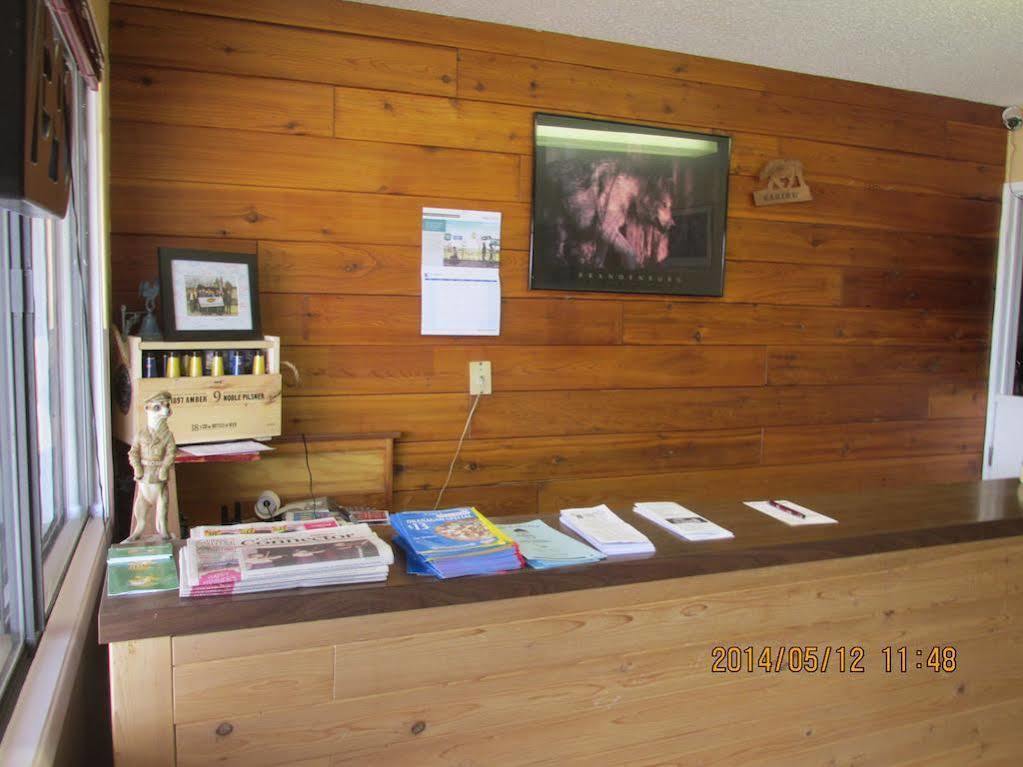Westwood Motel 100 Mile House 외부 사진